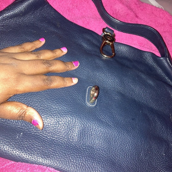 Dooney & Bourke Sorrento Logo Lock Sac Italian Leather Large Shoulder Tote Bag - Picture 6 of 7